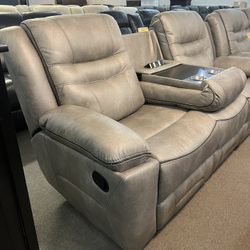 New 2pc Reclining Sofa And Loveseats 1899$