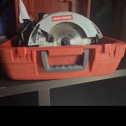 Craftsman Saw  With Case