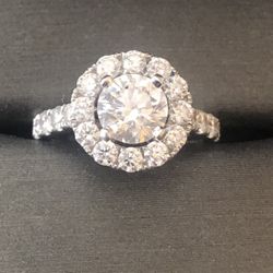 Beautiful Engagement Ring - Reduced