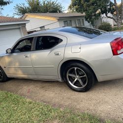 Dodge Charger 2010