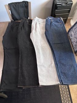 501 LEVI JEANS 42X32