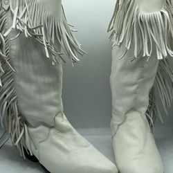 Vintage 1980s Dingo white leather fringe cowboy boots Size 6.5 