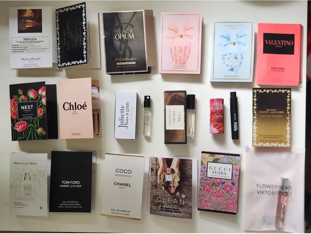 Fragrance Perfume Samples, Lot of 19 Sampler Vials