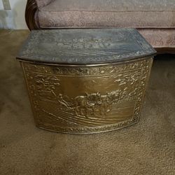 Vintage Brass Embossed Storage Chest / Magazine Trunk – Horse & Carriage Scene