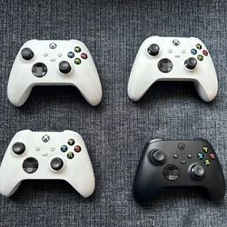Xbox Series X/S Controllers 