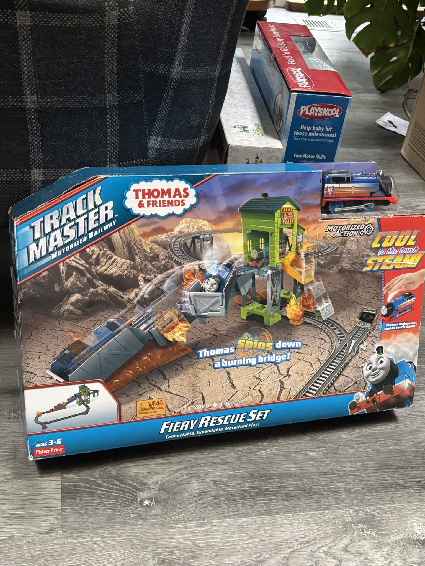 Thomas & Friends TrackMaster, Fiery Rescue Set