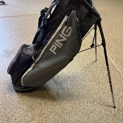 Ping Hoofer lite Stand bag