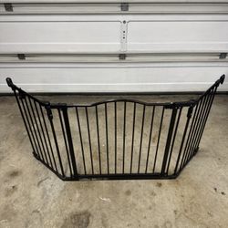 Pet/Baby Gate Barrier