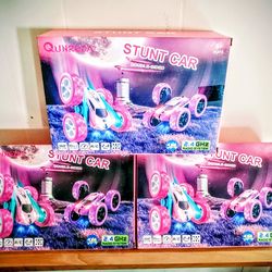 Double Sided 4x4 Remote Stunt Car. Rechargeable with 2 Batteries. Brand New in Box