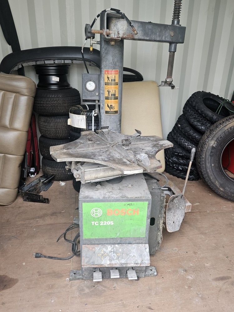 Tire Machine. for Sale in Fort Lauderdale, FL OfferUp