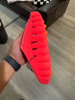 Nike mind 001 red