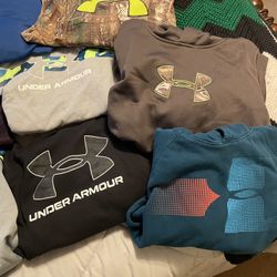 Under Armour Boys hoodies 