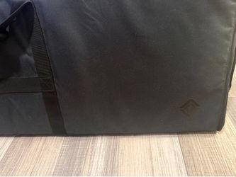 FOR SALE: OEM Rivian R1T Manual Tonneau Cover -$650 OBO