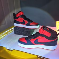Nike Court Borough Mid 2 (GS)