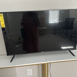 Hisense 40 Inch  Smart Tv With Box