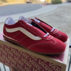 Vans women size (7.5)