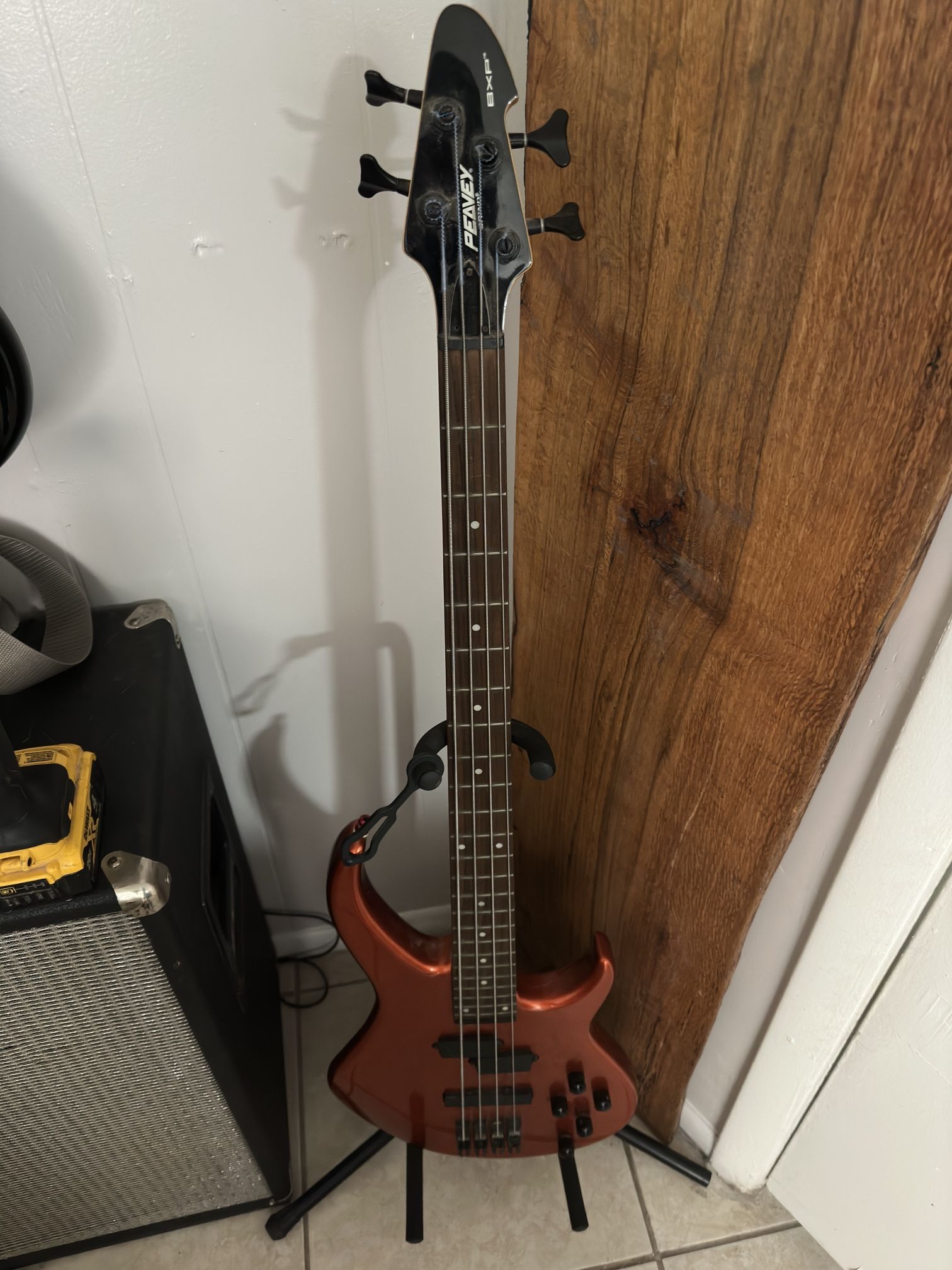 Peavey Grind BXP 4 String Bass for Sale in Tampa, FL OfferUp