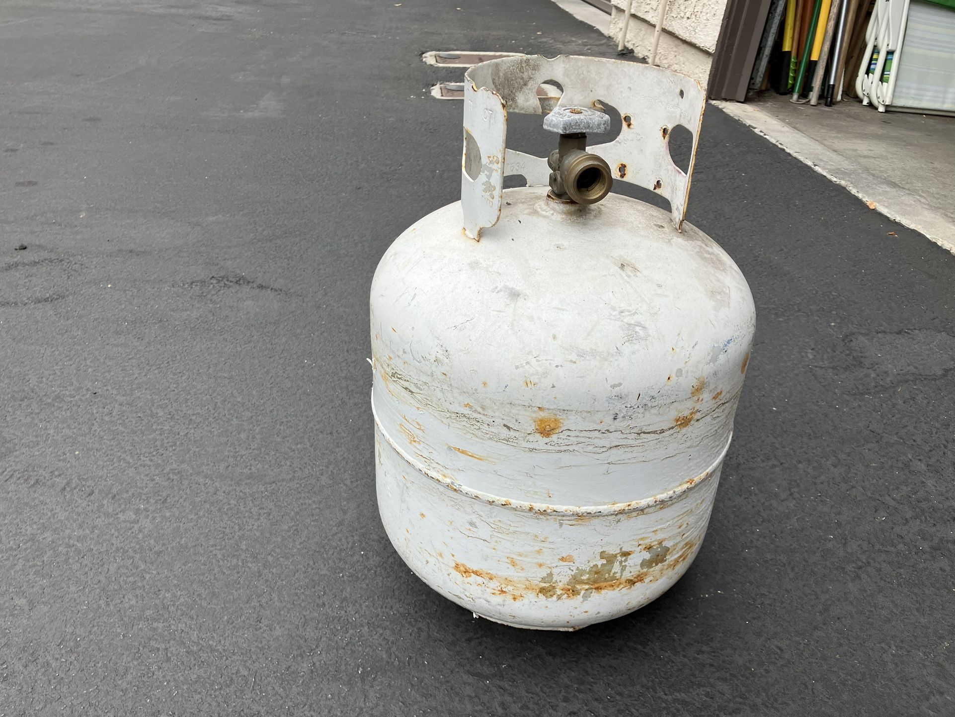 Propane tank