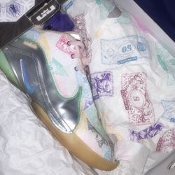 Lebron Xxii Qs ( Monopoly)