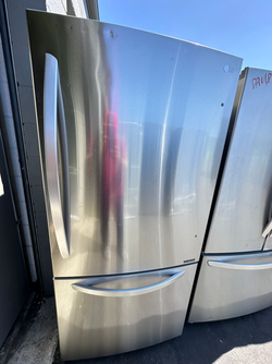 LG Bottom Freezer Stainless Steel Fridge - EnergyEfficient