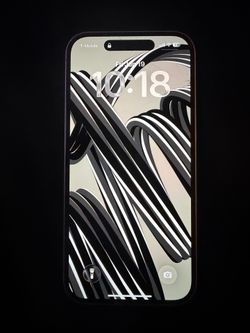 pink iphone 15