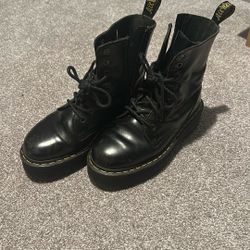 Doc Martens Size 7 Jadon Boots