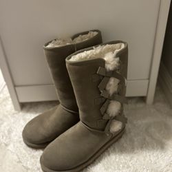 Boots by Ugg 