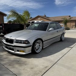 1999 BMW 323is