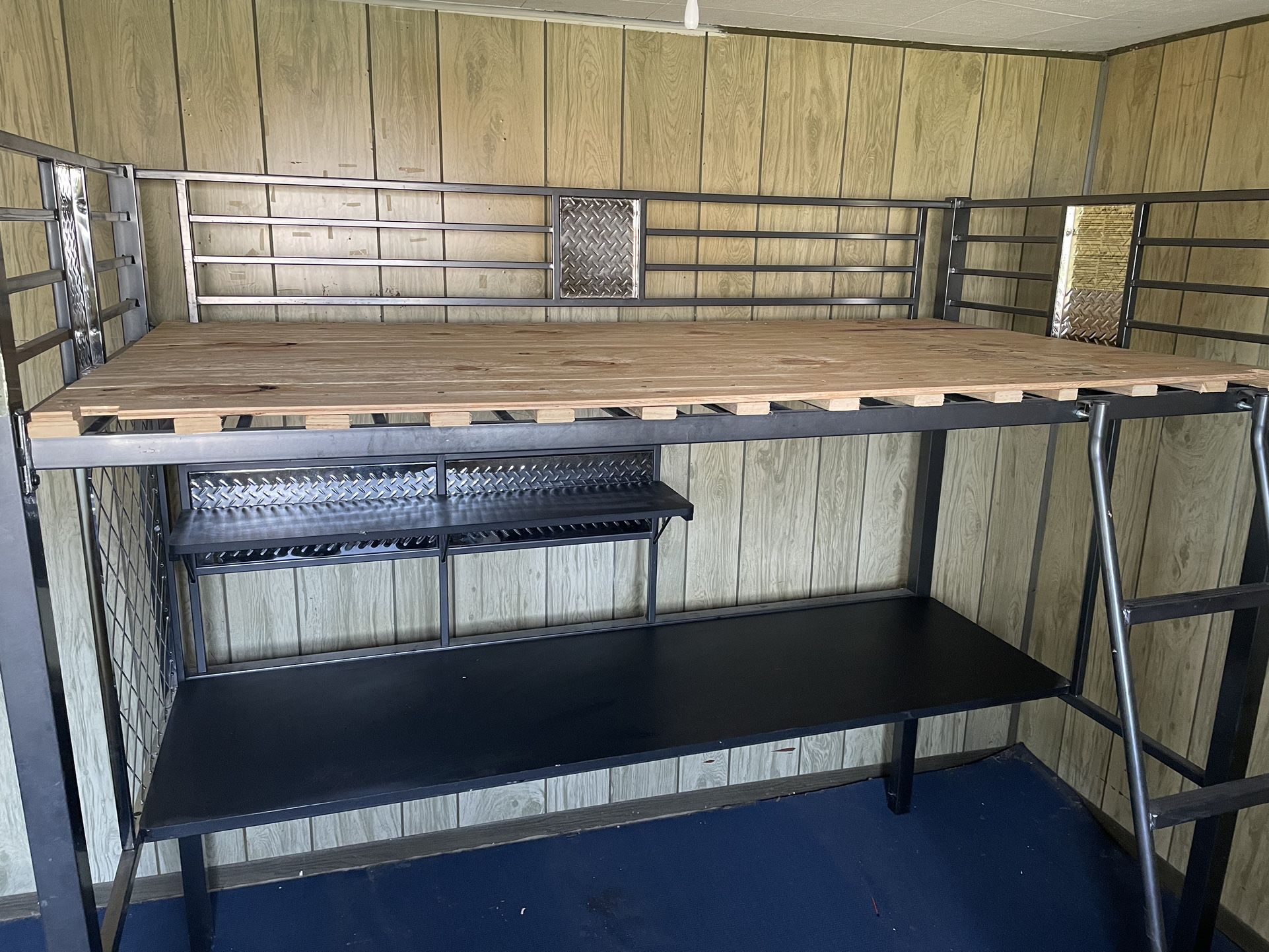 Metal Loft bunk Bed
