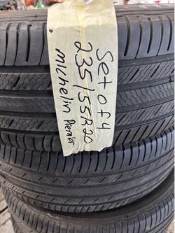 Set of 4 tires 235/55r20 Michelin premier $125