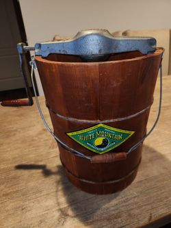 Hand Crank Ice Cream Maker Vintage