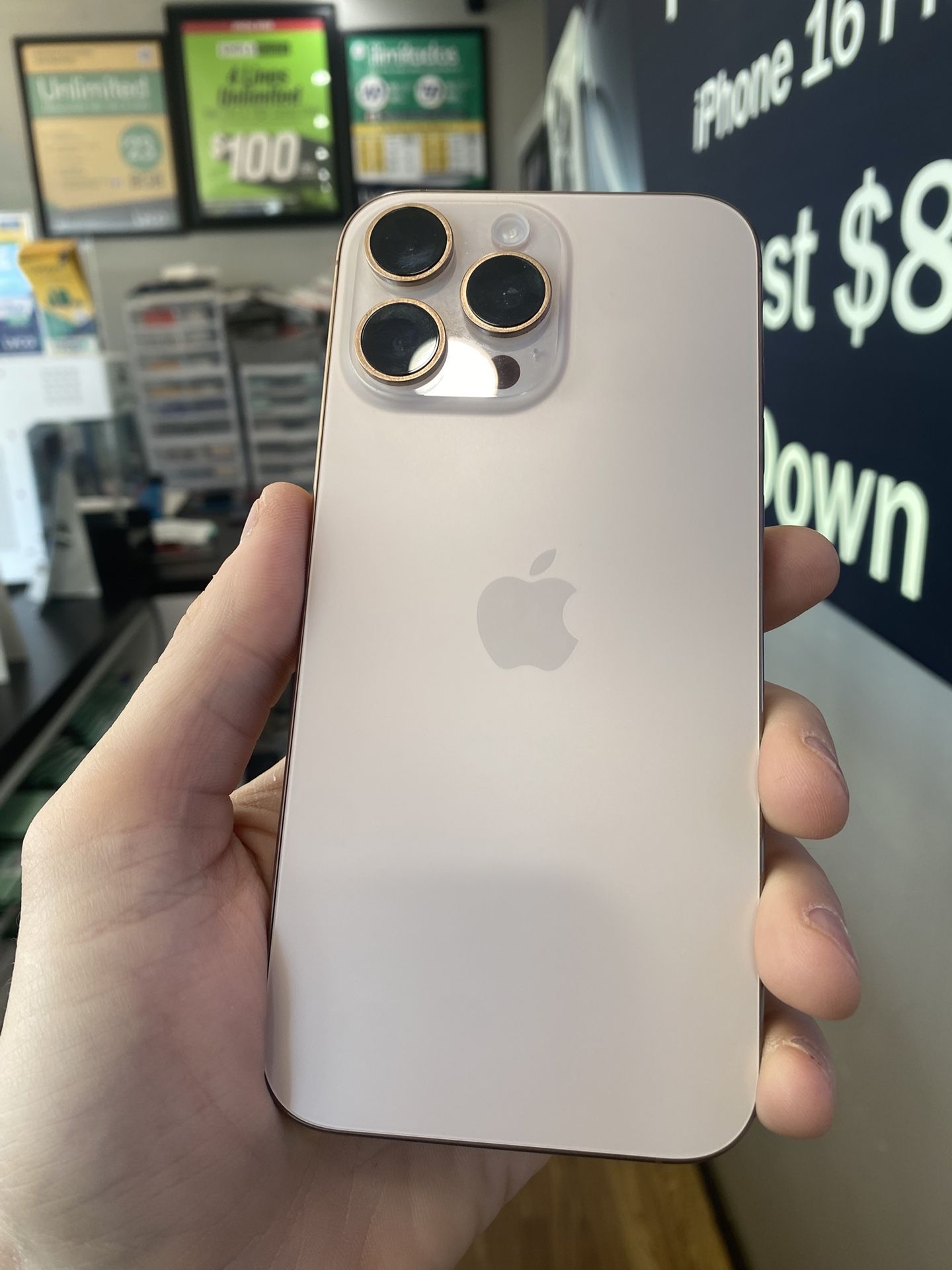 UNLOCKED iPhone 16 Pro Max Desert 256GB