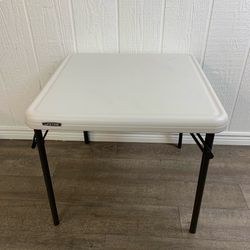Kids lifetime folding table