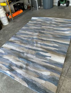 Area rug