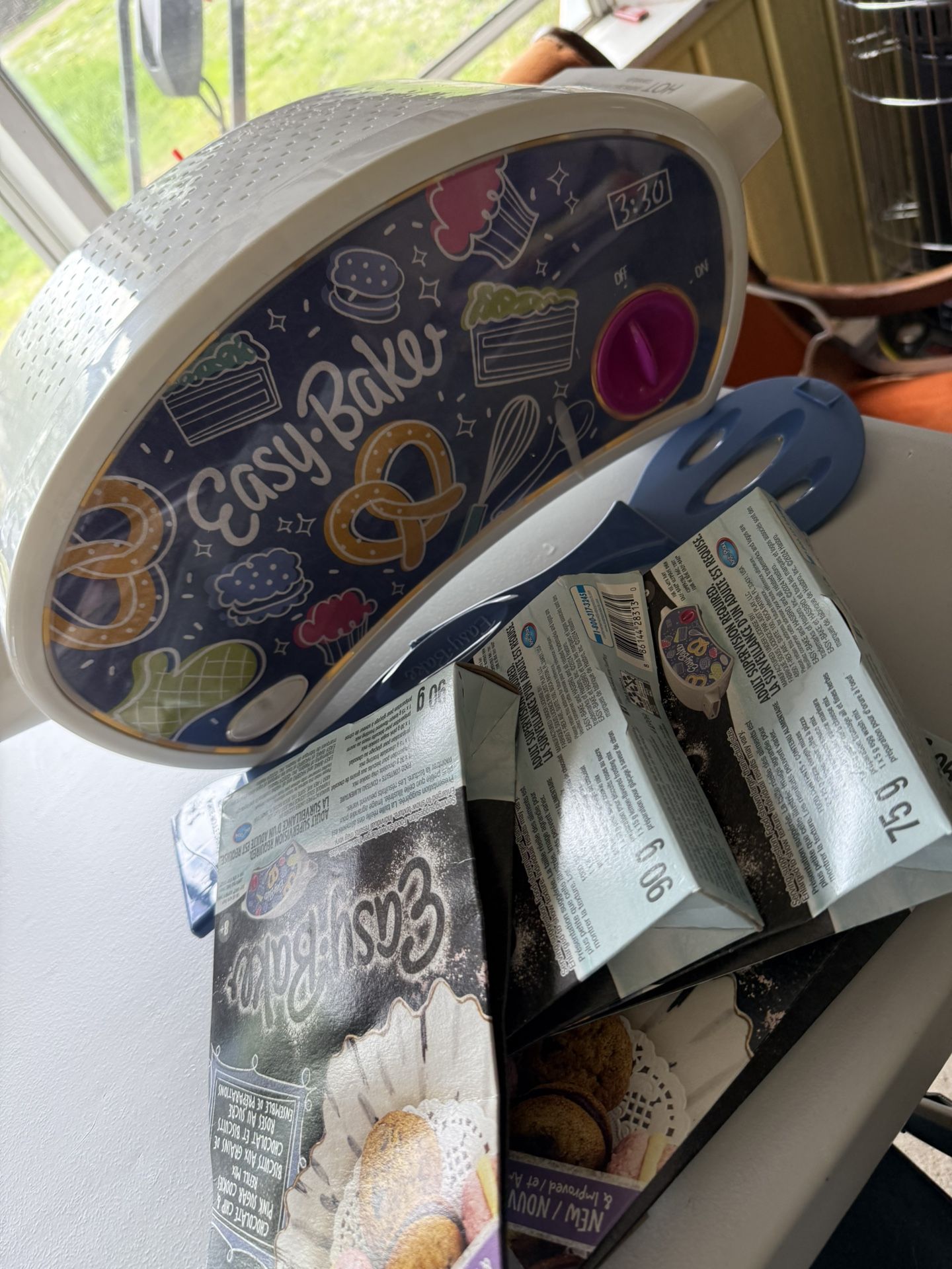 Easy Bake Oven