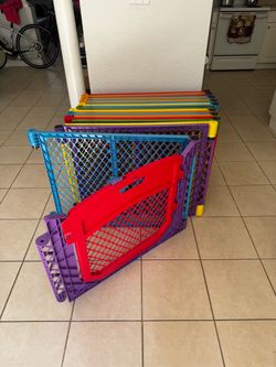 13 Panel Superyard Baby Playpen Gate Safety Indoor Outdoor Toddler Play Area. Used In Good Condition.