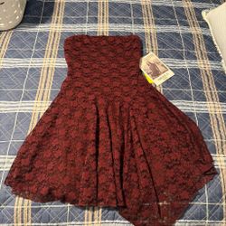 Juniors strapless dress