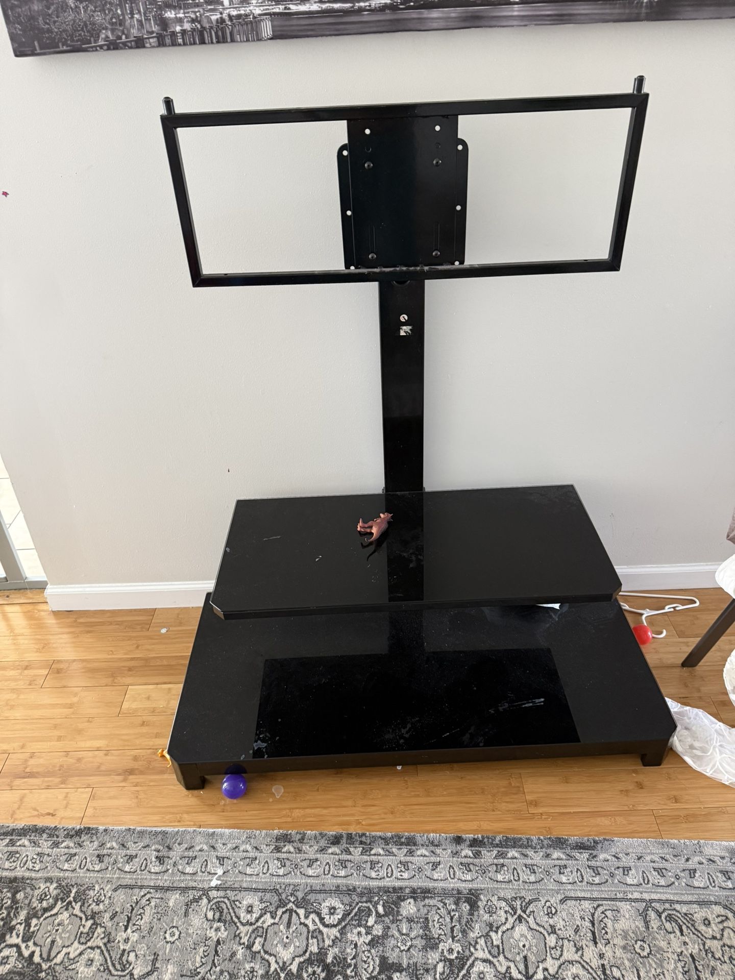 TV Stand Glass Up To 65”.
