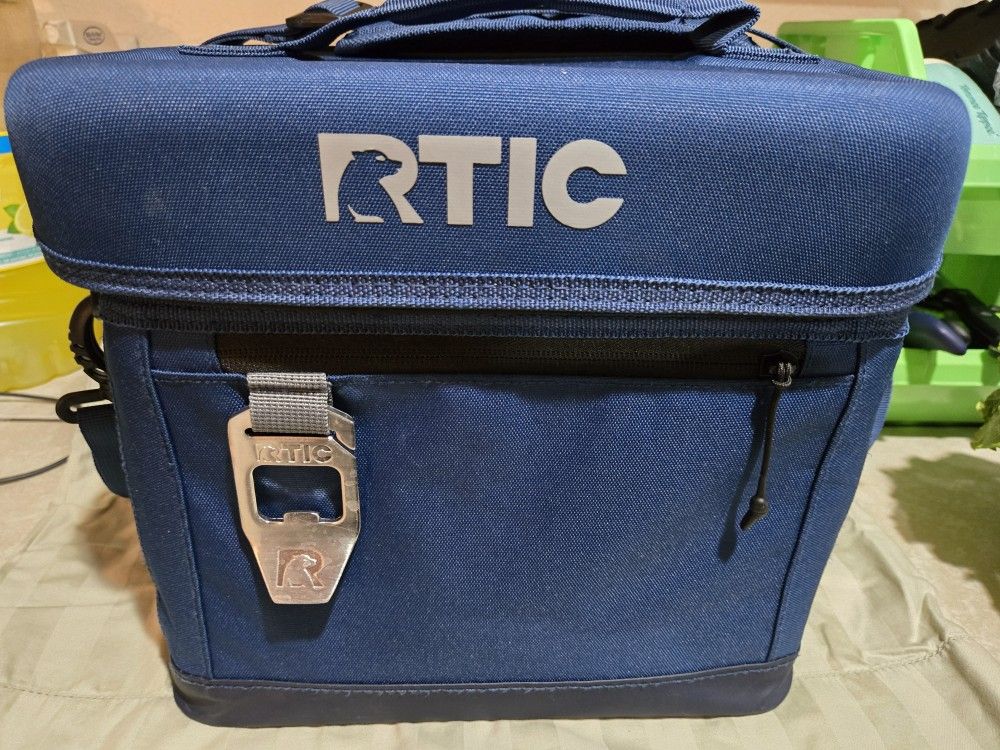 RTIC Cooler
