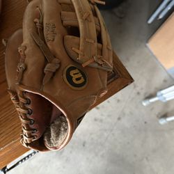 Baseball Glove 