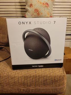 PORTABLE STEREO  BLUETOOTH SPEAKER
