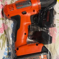 Drill Black And Decker 20 V Asking $35