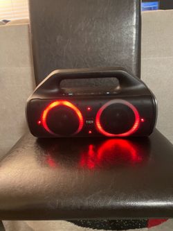Bluetooth boombox/speaker