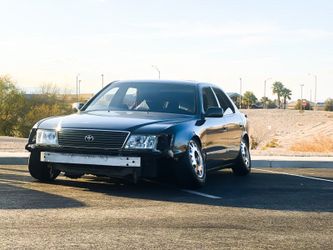 1995 Lexus LS 400