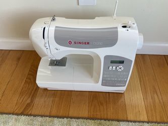 Singer C5200 Computerized Sewing Machine