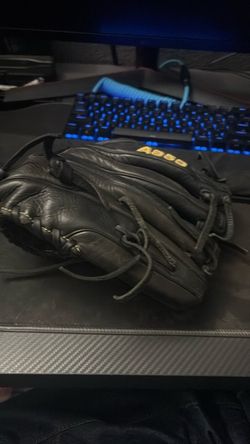 Baseball glove