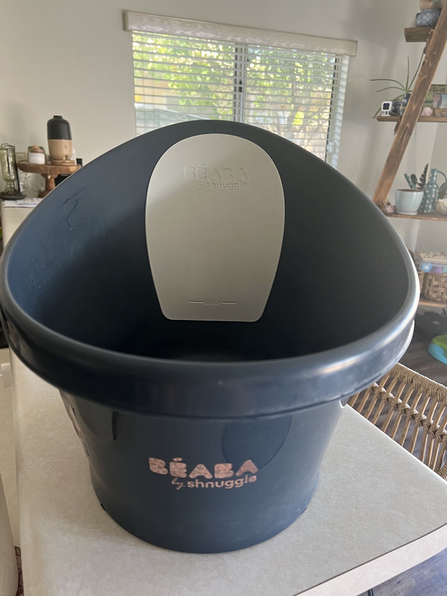 Beaba by Shnuggle Baby Bath Tub