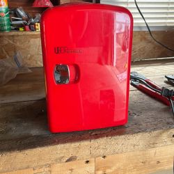 Pop/Water Mini Fridge