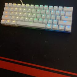 Razor Huntsman Mini (white)