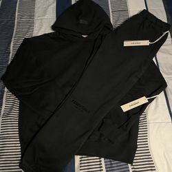 Essentials Fog Black Set 